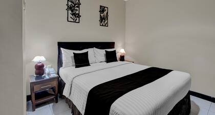 Townhouse Oak near Margono Hospital Purw