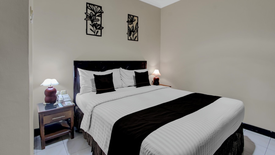 Townhouse Oak near Margono Hospital Purw