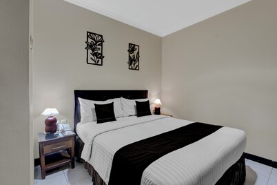 Townhouse Oak near Margono Hospital Purw