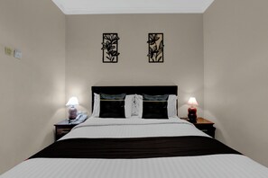 Kamar Double Standar