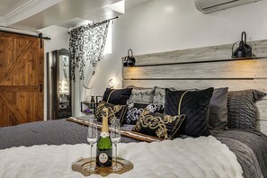 1 dormitorio, tabla de planchar con plancha, Internet y ropa de cama