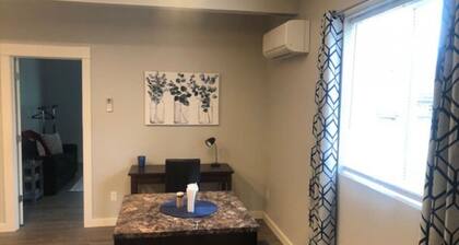 3143 Dover #1 · Modern Apartment High End Finishes & Washer/Dryer In-unit.