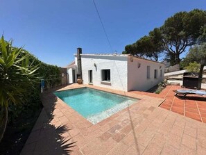 Pool - Beautiful house with a swimming pool and views in Roses AV/33 (Roses)