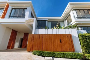 Exterior - 4BR Pool Villa Near Bang Tao Beach V301 (Choeng Thale)