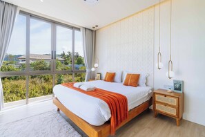 Villa - 4BR Pool Villa Near Bang Tao Beach V301 (Choeng Thale)