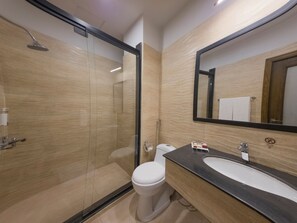 Deluxe-Zweibettzimmer | Badezimmer
