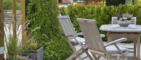 Classic Apartment, 2 Bedrooms | Balcony