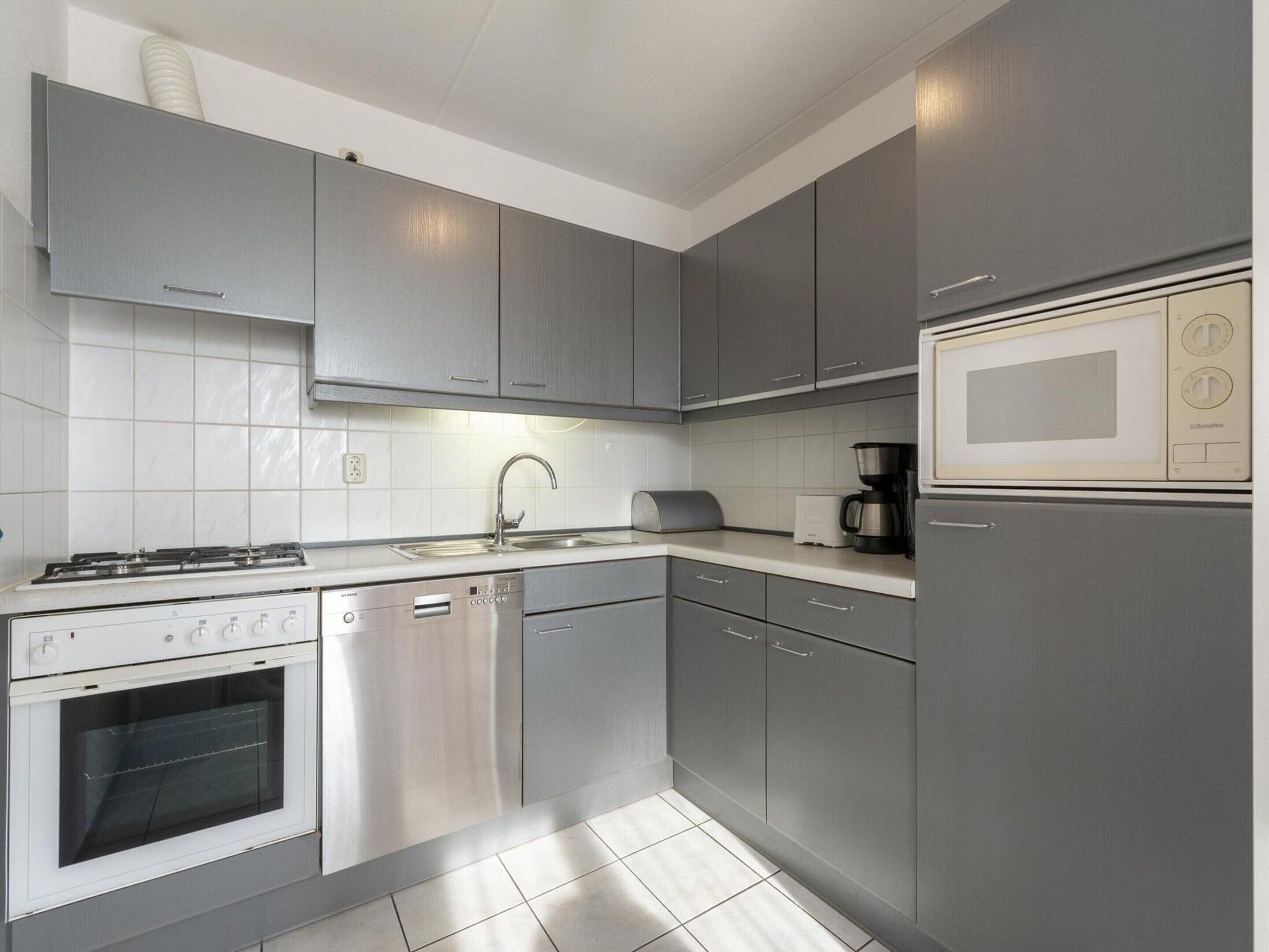 Classic Villa, 4 Bedrooms | Dapur peribadi | Peti sejuk, ketuhar gelombang mikro, mesin basuh pinggan mangkuk 