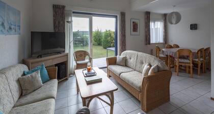 Villa in Julianadorp Near Sandy Beach