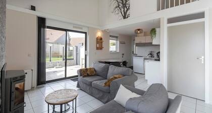 Yperhof 66 Holiday Home for 6 Guests on Cost