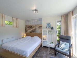 Classic Mobile Home, 1 Bedroom - Holiday Home Near Dutch Beach With Pool (Sint Maartensvlotbrug)