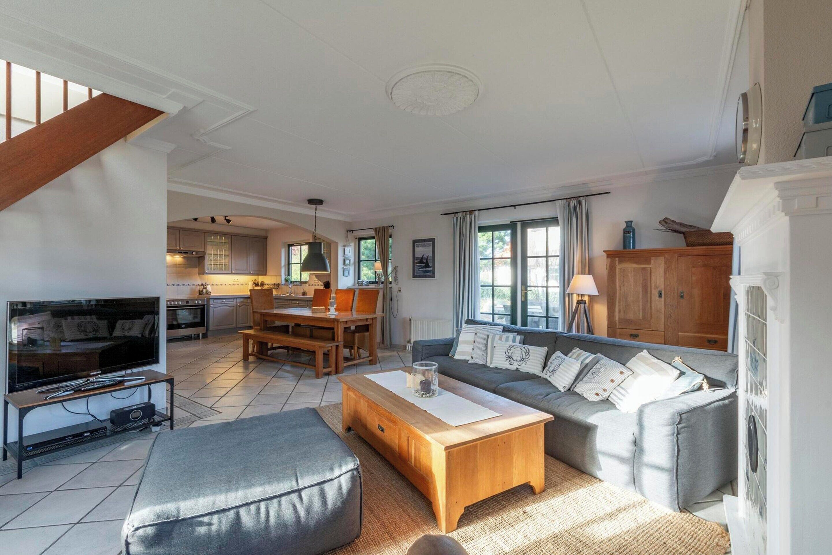 Comfort House, 2 Bedrooms | Living room