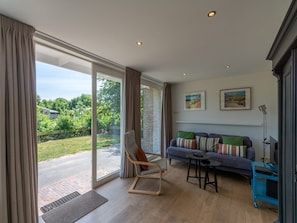 Classic House, 2 Bedrooms | Living room - Bungalow in Callantsoog Near Sandy Beaches (Callantsoog)