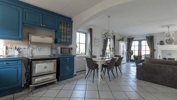 Classic-Villa, 2 Schlafzimmer | Eigene Küche