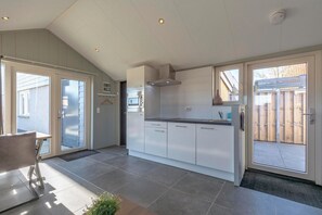 Comfort House, 1 Bedroom | Private kitchen - Callantsoog Group Getaway Beach (Callantsoog)