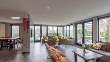 Maison Classique, plusieurs chambres | Salle de séjour