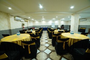 Meeting facility - Hotel V Platina  (Bhubaneshwar)