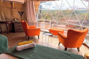 Interior - Dome 1 Potrero Beach | Natural Getaway with Ocean View and Private Jacuzzi (Potrero)