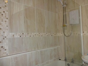 Bathroom - 1 bedroom accommodation in Ireby (Ireby)