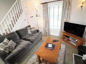Fireplace - 1 bedroom accommodation in Ambleside (Ambleside)