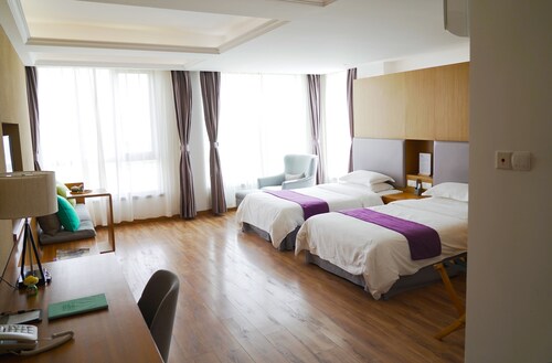 Penglai Tai Sang Town Hotel