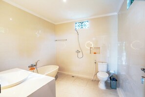 1 Bedroom Villa | Badezimmer