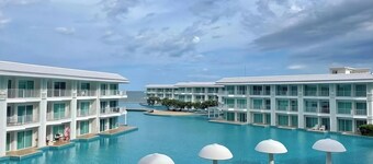 Modern 2-Bedroom Condo with Ocean and Pool Views in Cha-am