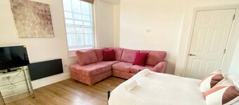 Essex Studio Retreat - Flat 4