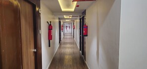 Interior - Hotel Lennox (Surat)