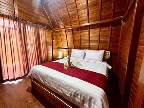 디럭스 더블룸, 퀸사이즈침대 1개, 에어컨, 마당 전망