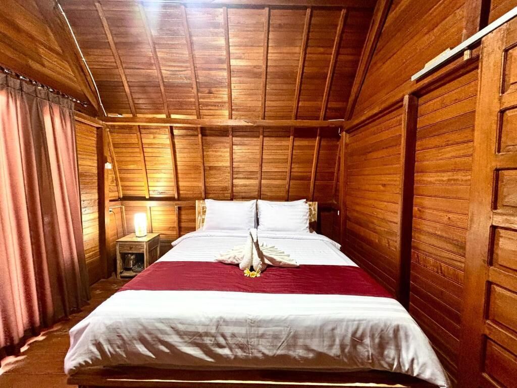 디럭스 더블룸, 퀸사이즈침대 1개, 에어컨, 마당 전망