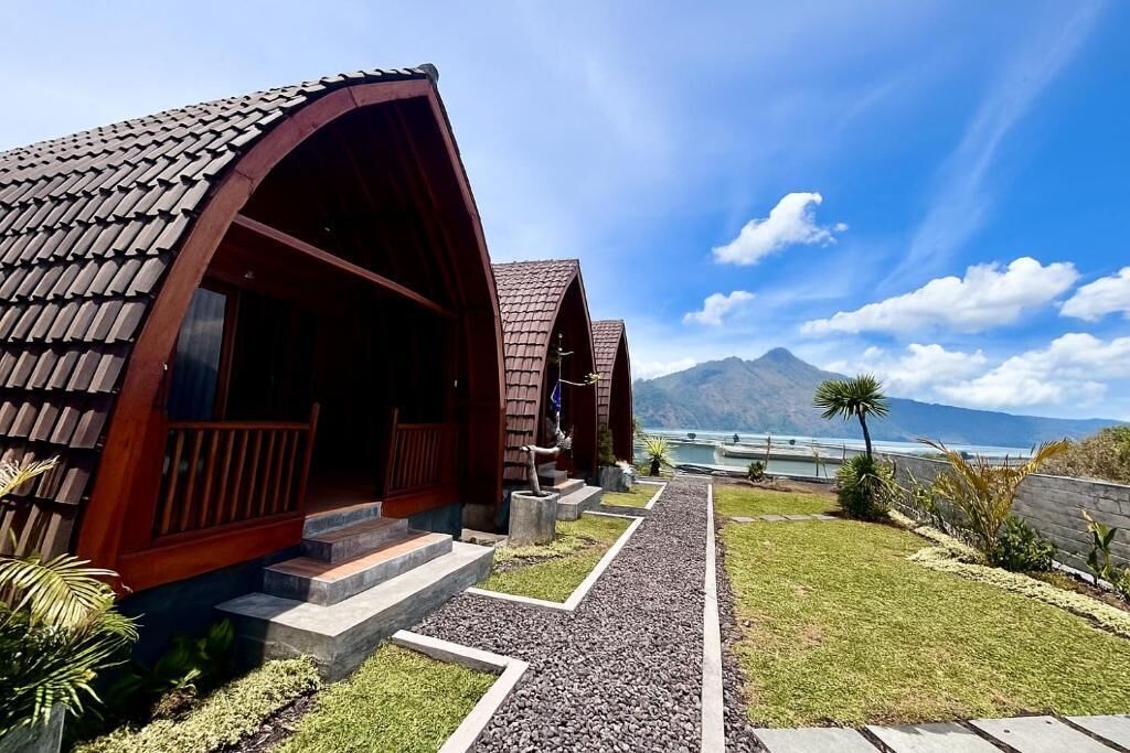 Deluxe Double Room, 1 Queen Bed, Air conditioning, Courtyard View | Property grounds