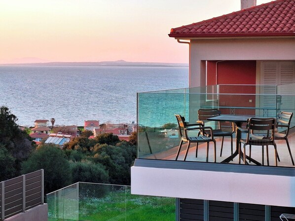 Deluxe Suite, Balcony, Sea View | Beach/ocean view - Aelia Luxury Apartments & Pool (Skafidia)