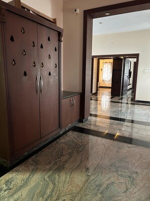 Interior - Marvelous 3-bedroom apartment with AC in vibrant Chennai (Chennai)