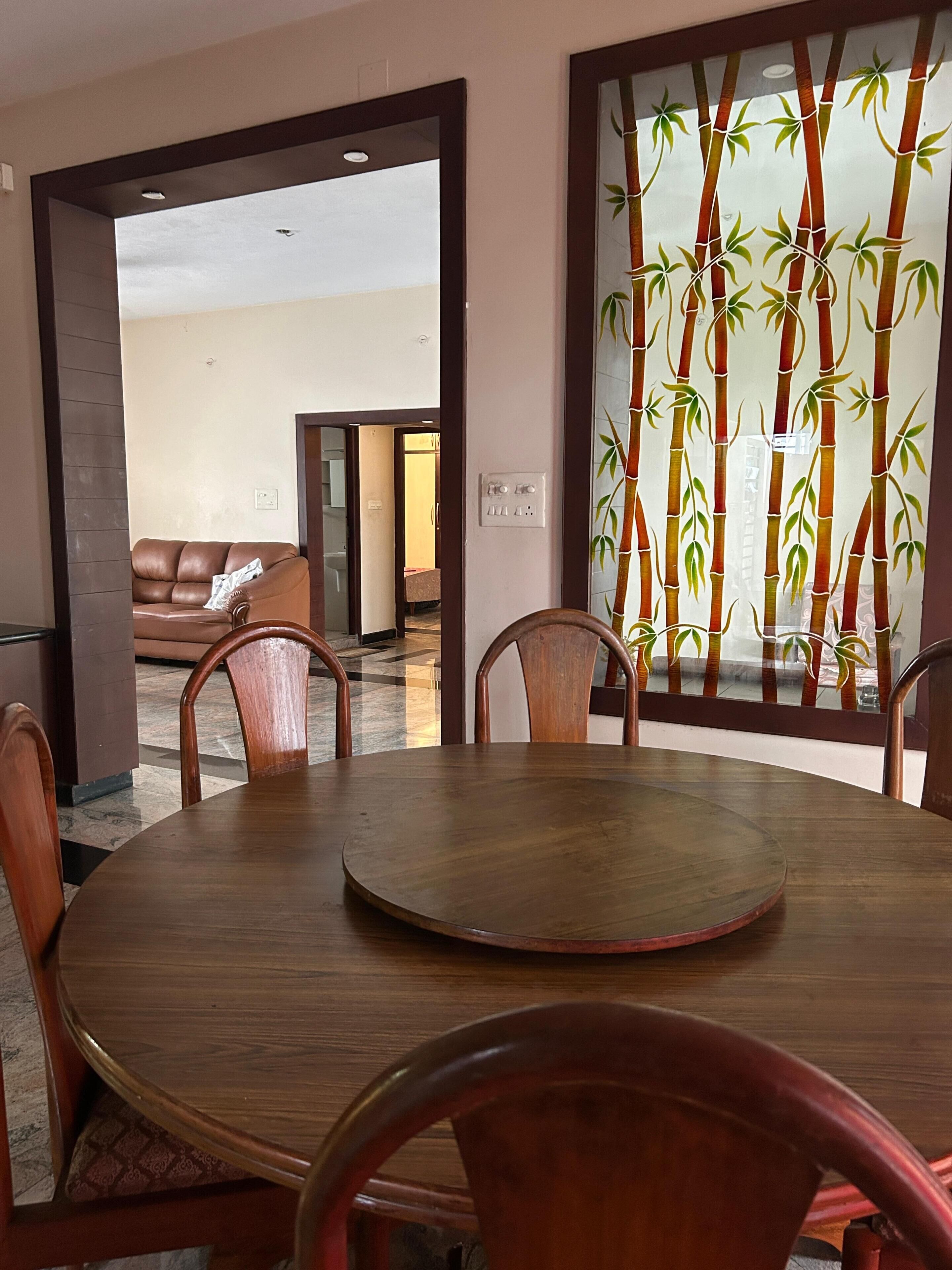 Marvelous 3-bedroom Apartment With Ac In Vibrant Chennai - Chennai
