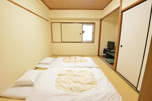 Desk, free WiFi - Hotel Marutani (Tokyo)