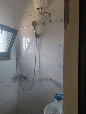 Bathroom - BEL APPARTEMENT 1-Likouala! A stone's throw from downtown (LIBREVILLE)