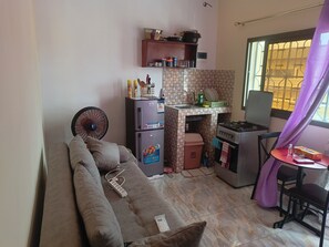 Living area - BEL APPARTEMENT 1-Likouala! A stone's throw from downtown (LIBREVILLE)