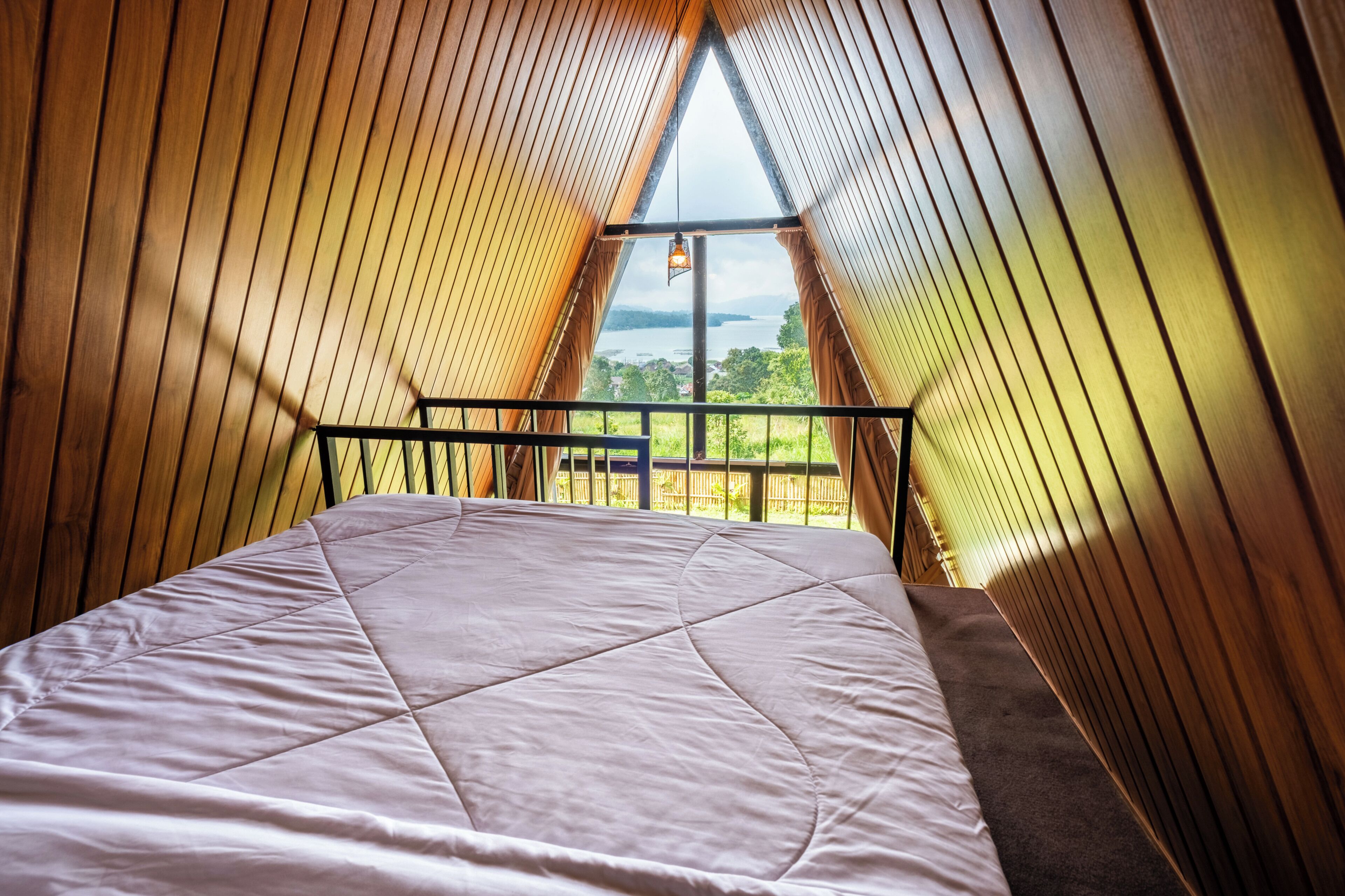 Cabin, Balcony, Lake View | Free WiFi