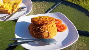 Thức ăn và đồ uống