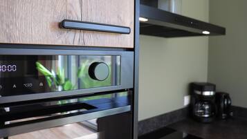 Réfrigérateur, four, plaque de cuisson, lave-vaisselle