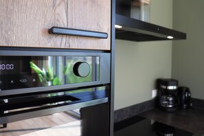 Fridge, oven, stovetop, dishwasher - Luxury waterfront villa (leons)