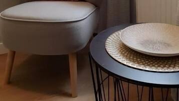 Comfort Double Room, Non Smoking | Living area