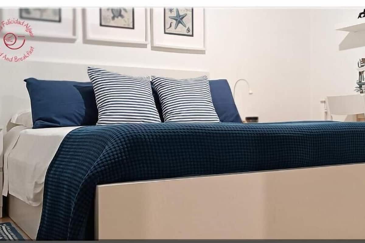 Deluxe Double Room, Garden View