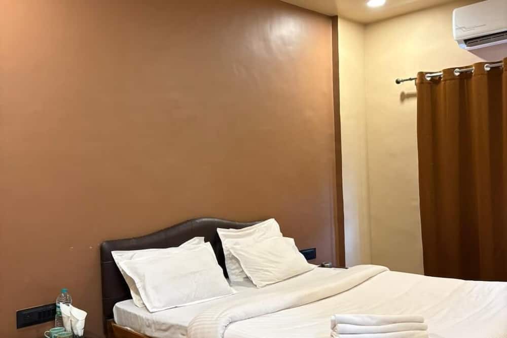 Art of Greens Hotel