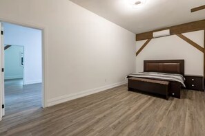 Interior - Baby Lake Cottage (Parry Sound)