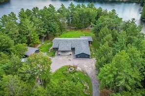 Exterior - Baby Lake Cottage (Parry Sound)