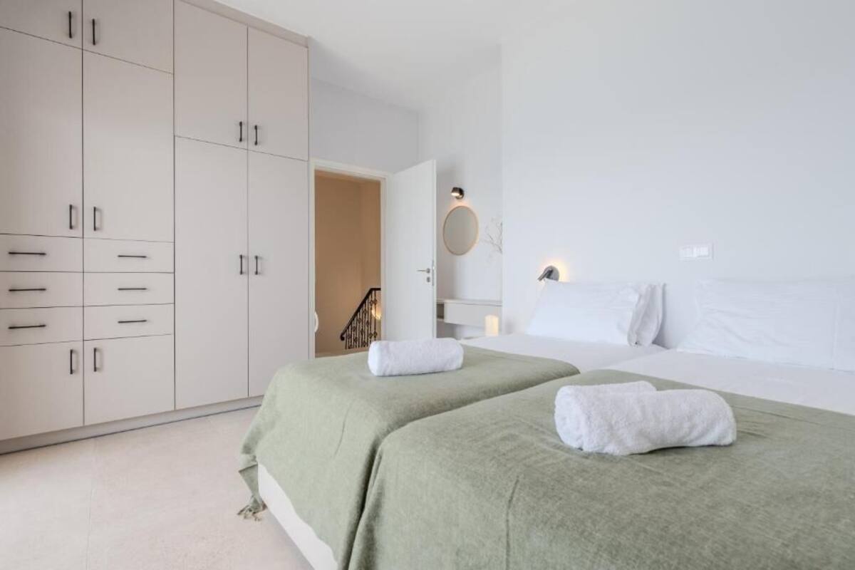 Villa, balcón, vistas al jardín