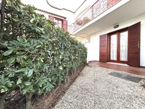 Exterior detail - Flat in seafront residence with pool (Rosolina Mare)