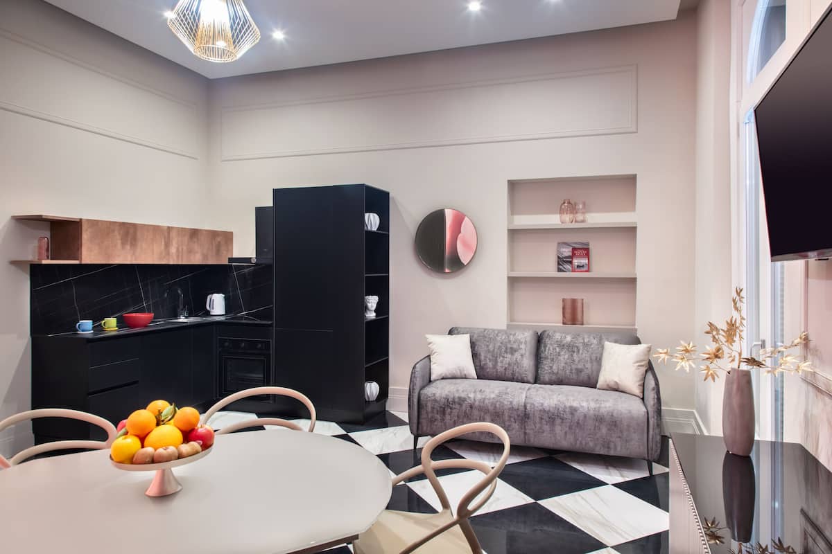 Condo, Balcony, City View | Living area